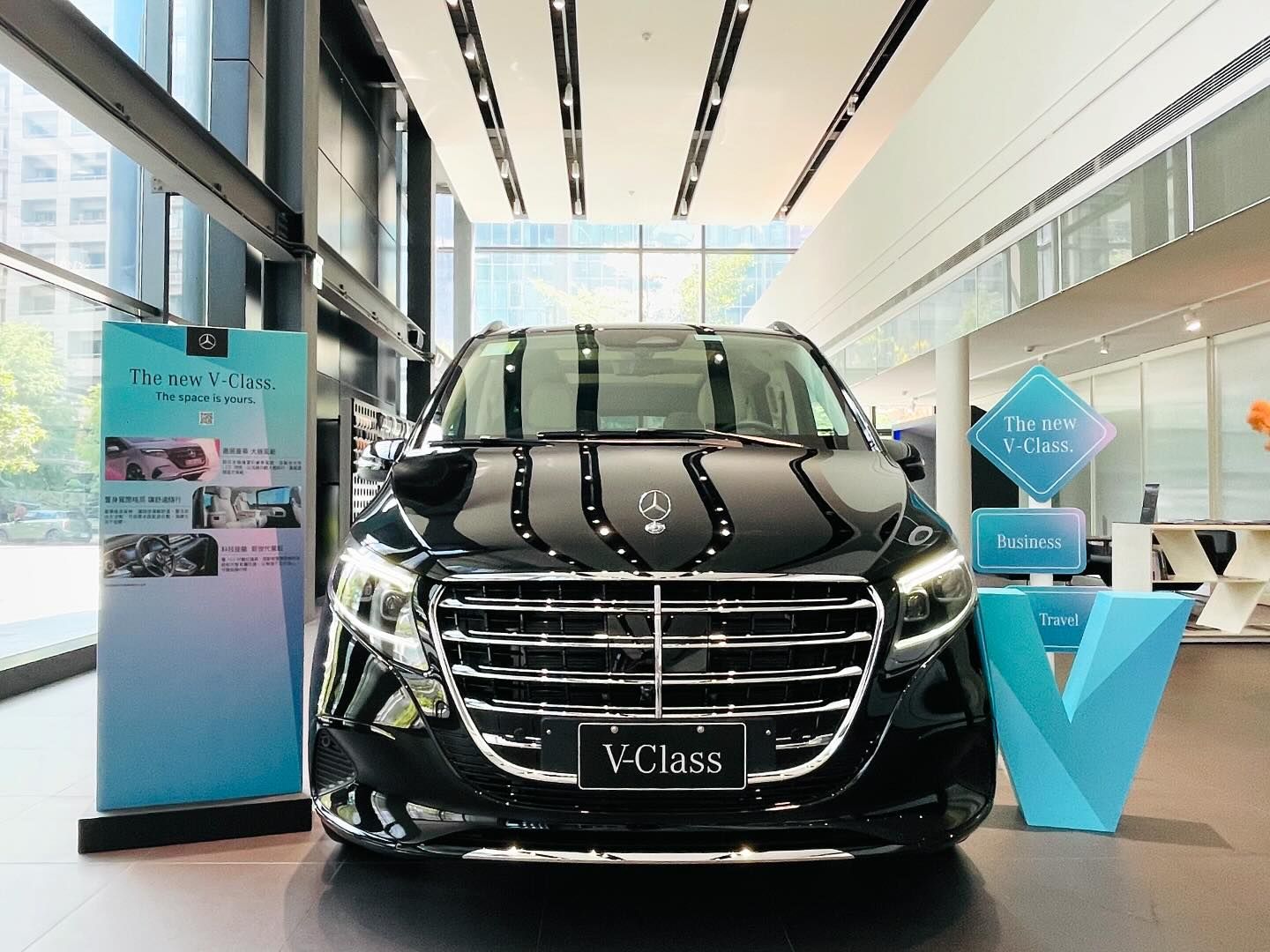 The new V-Class EXCL 展間賞車活動