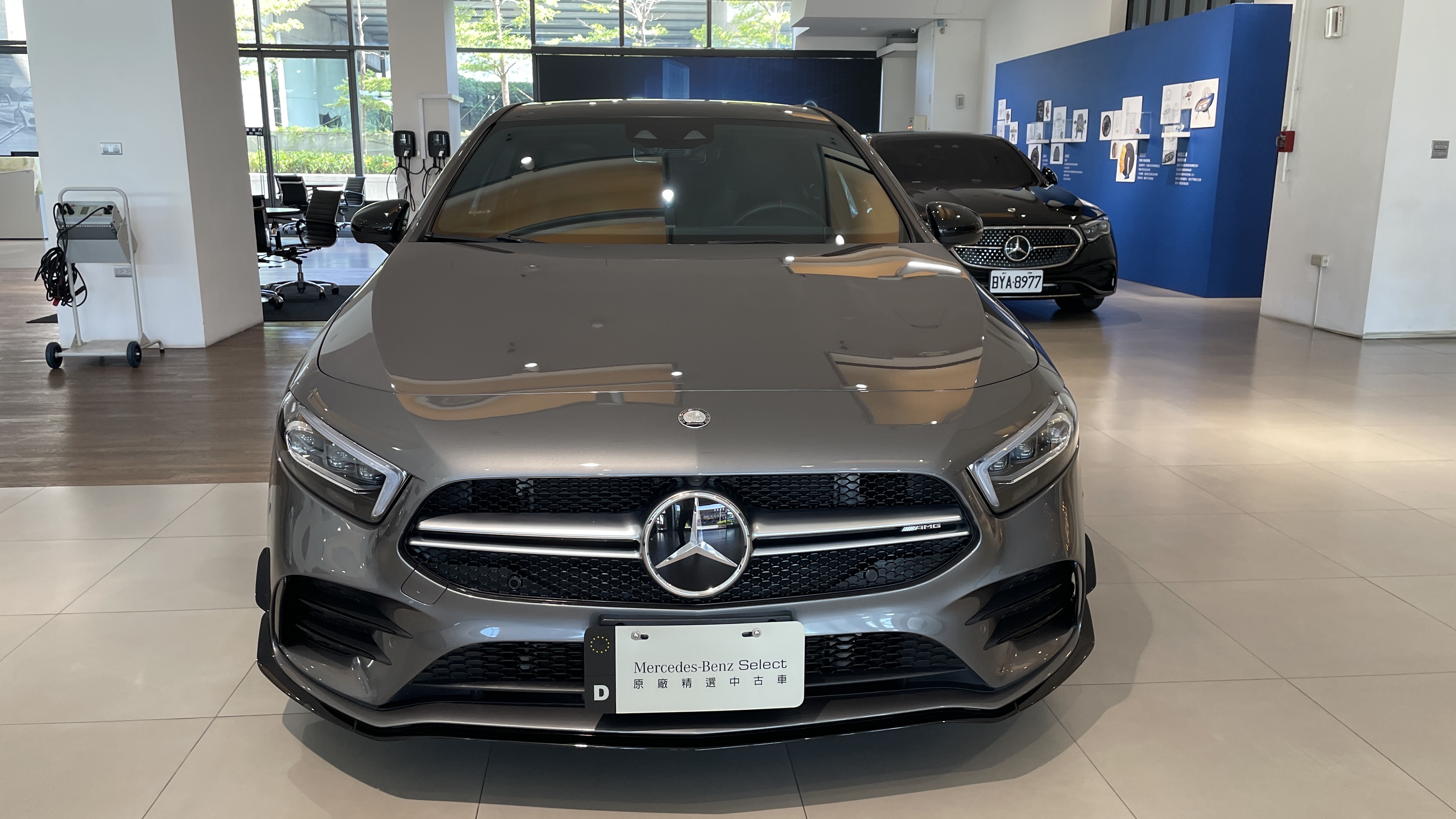 M-AMG A35 4M