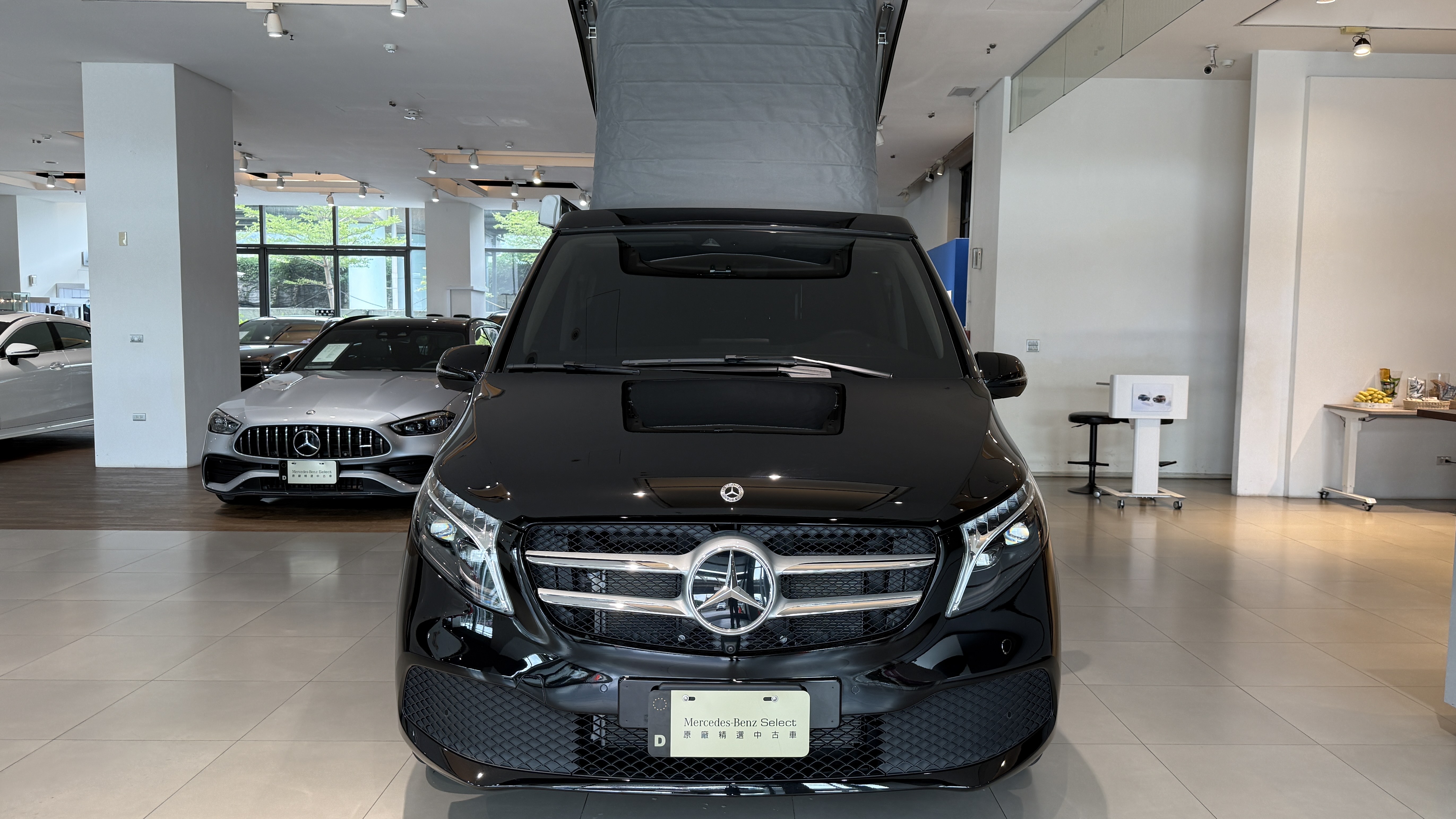 MP V250D 4M