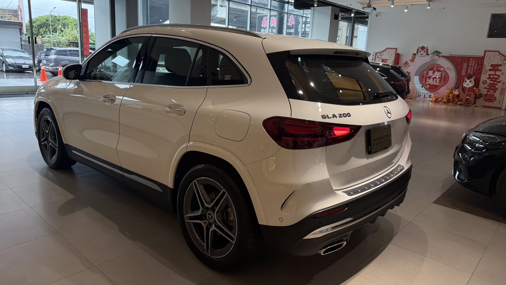 Mercedes-Benz GLA 200