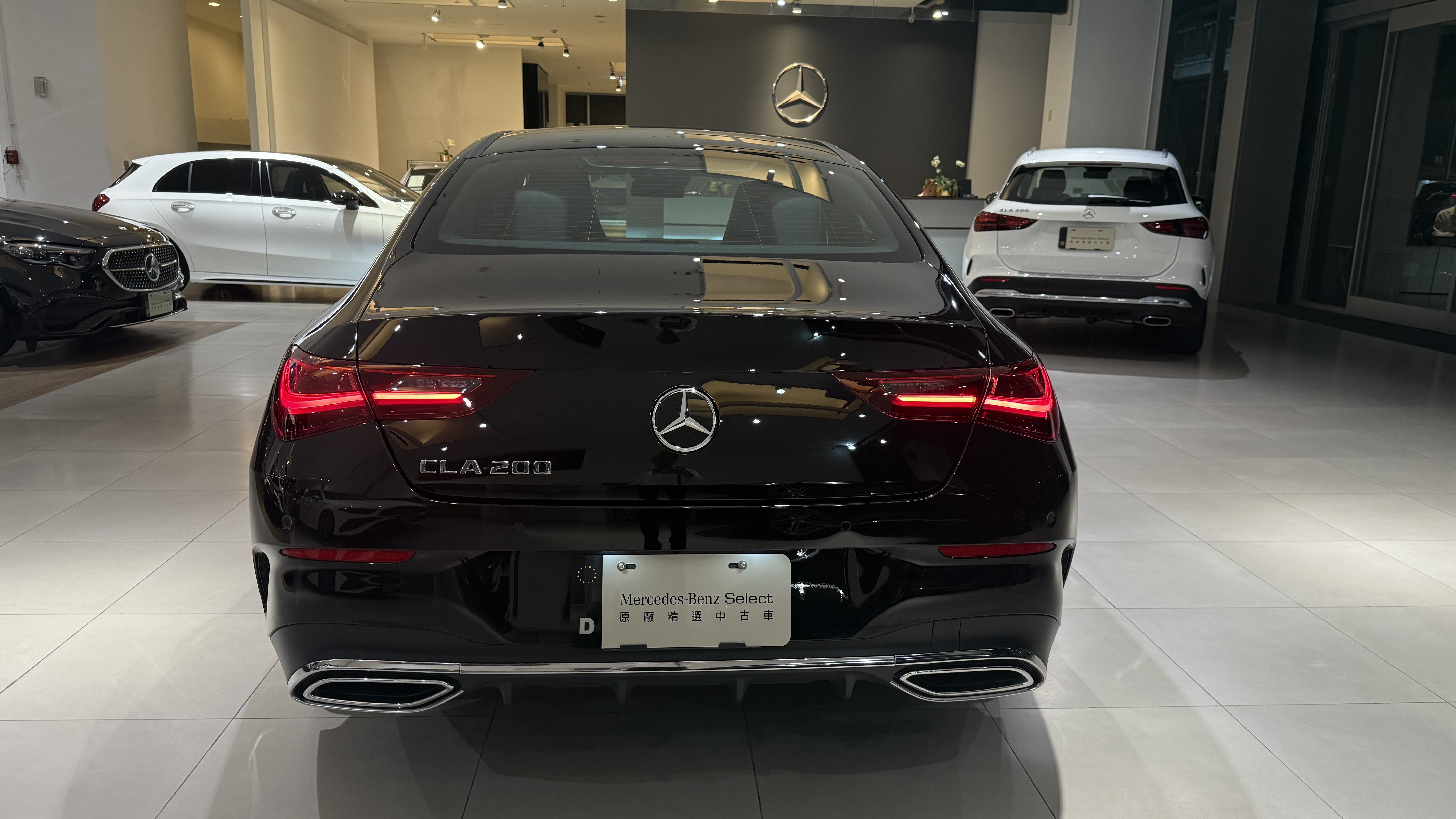 Mercedes-Benz CLA 200