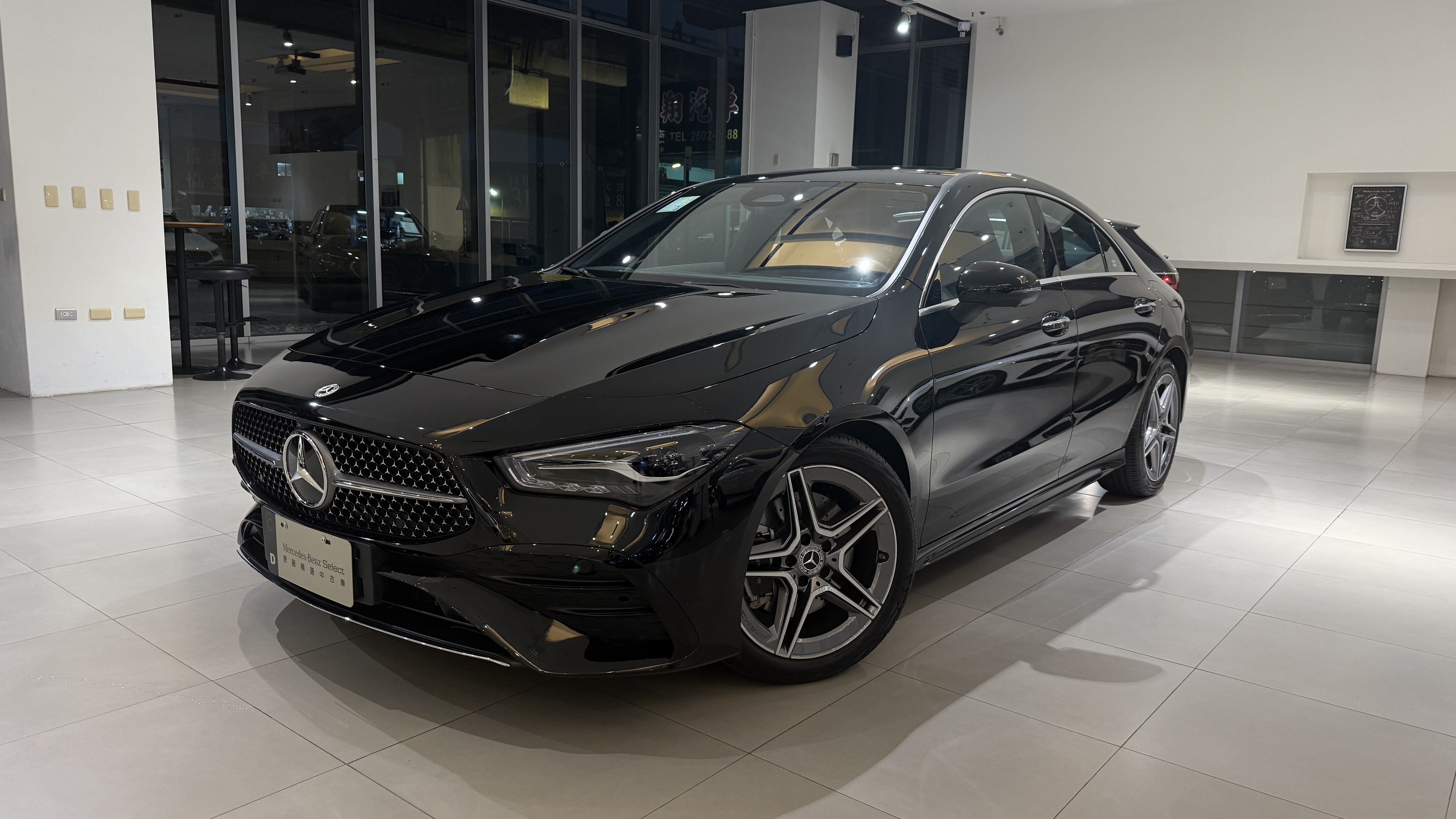 Mercedes-Benz CLA 200